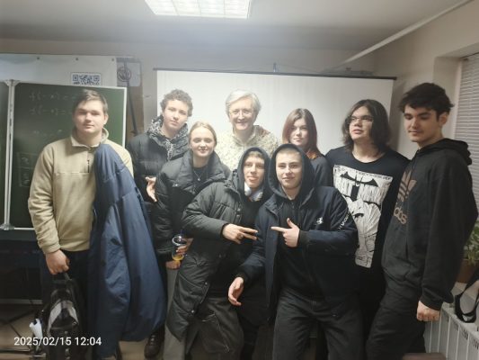 Продовження роботи курсів НМТ на 200 з ХНУРЕ