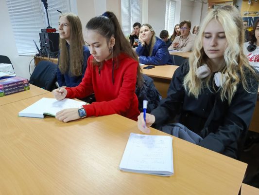 Фінал проєкту «НМТ на 200 з ХНУРЕ»
