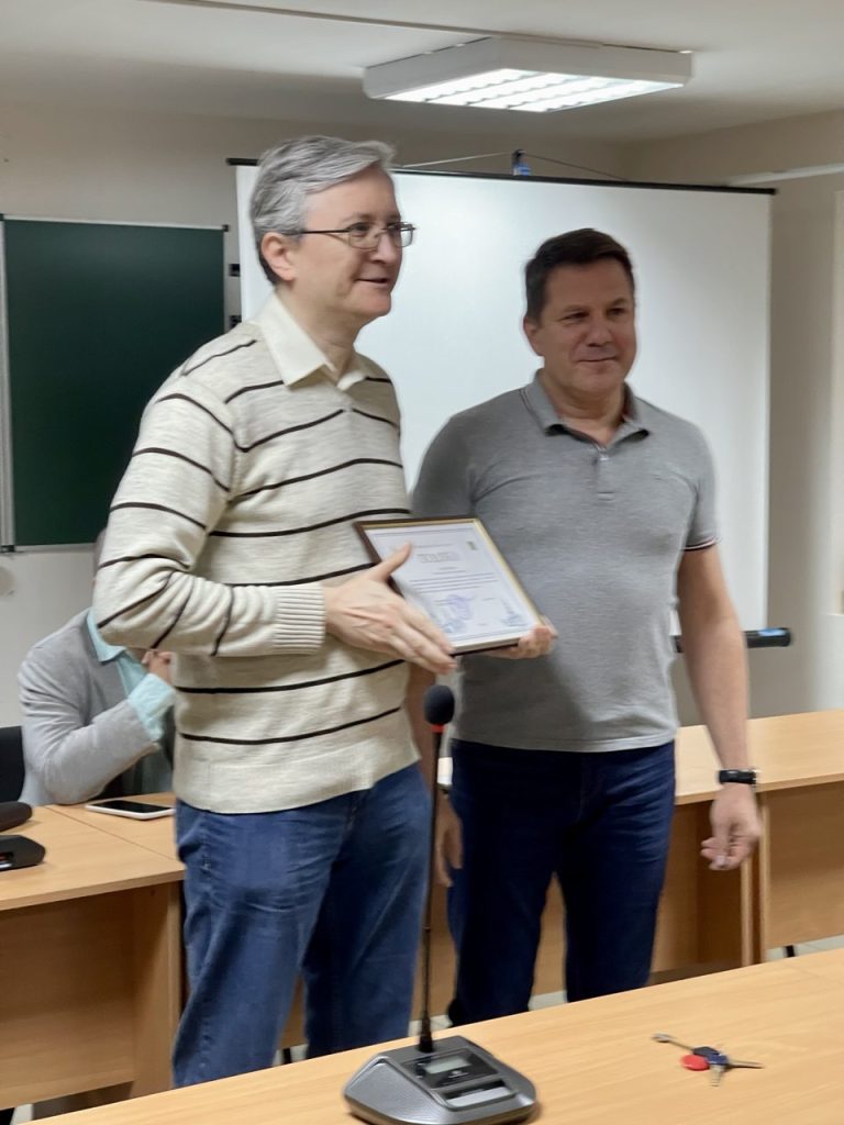 Вітаємо проф. Сидорова М.В. з подякою від Харківського міського голови!