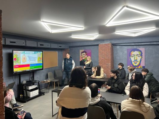 Відвідування Харківського національного університету радіоелектроніки учнями з Куп'янського району Відвідування Харківського національного університету радіоелектроніки учнями з Куп'янського району