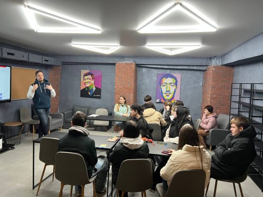 Відвідування Харківського національного університету радіоелектроніки учнями з Куп'янського району Відвідування Харківського національного університету радіоелектроніки учнями з Куп'янського району